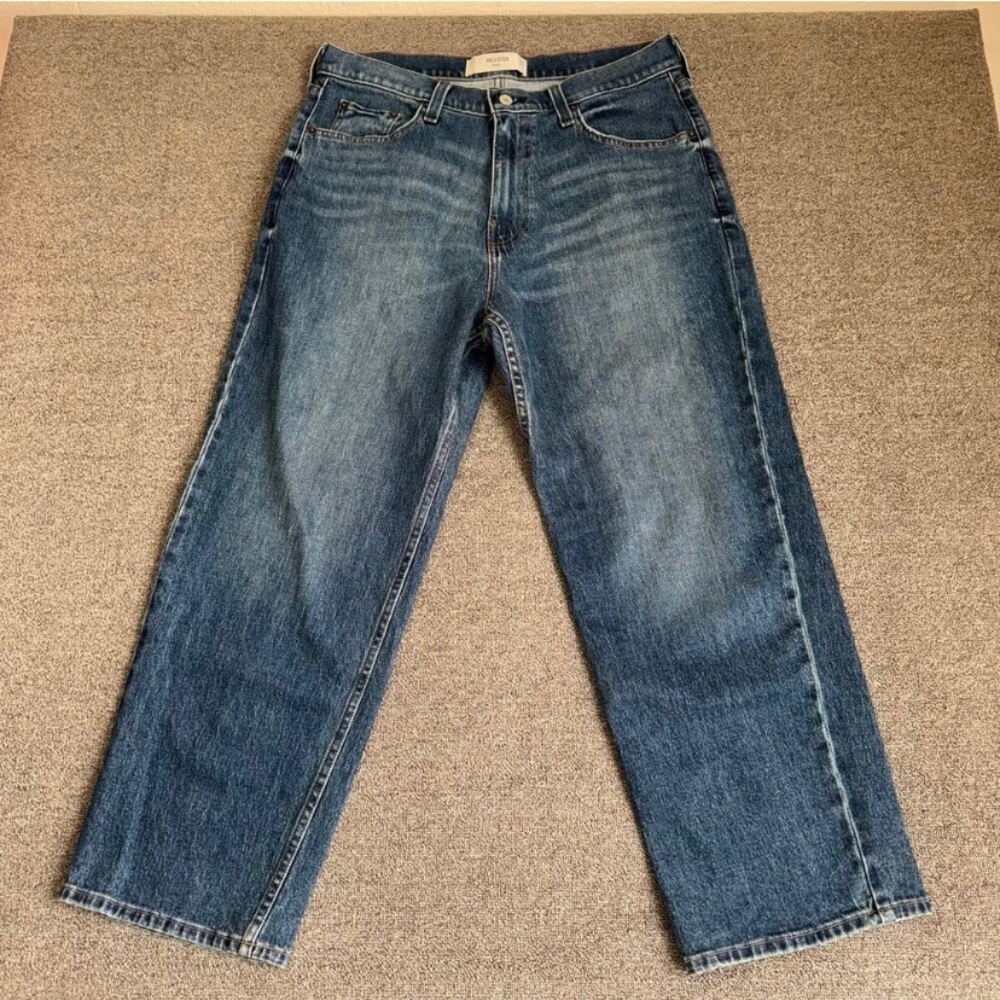 Hollister Men's Washed Blue Baggy Relaxed Straight Jeans